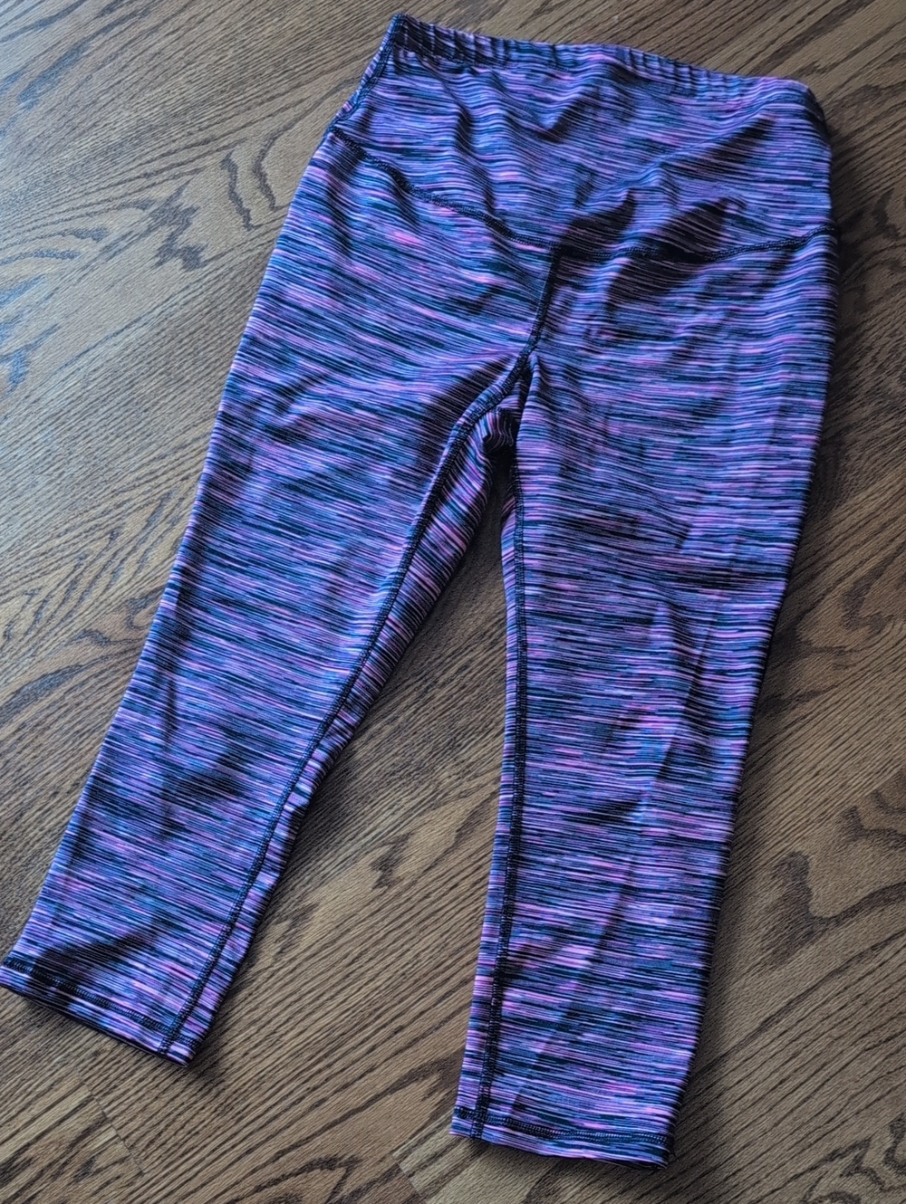 Old Navy Women's Maternity Active Capri Leggings in Purple and Pink